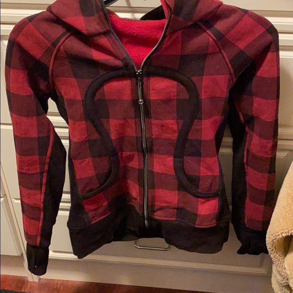 Lululemon size 2-4 scuba Buffalo print jacket euc